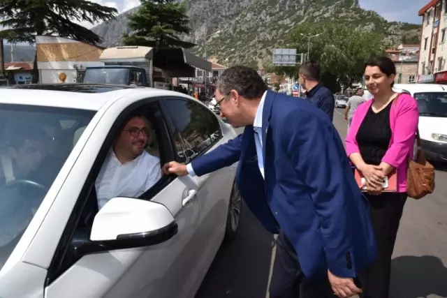 İlçe genelinde müşteri dışındakilerine iş yerleri önüne araç parkı yasağı