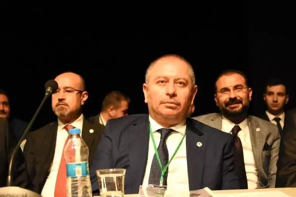 Konyaspor Başkanı Hilmi Kulluk: BeIN Sports çekilmek istiyor Konyaspor Başkanı Hilmi Kulluk: BeIN Sports çekilmek istiyor