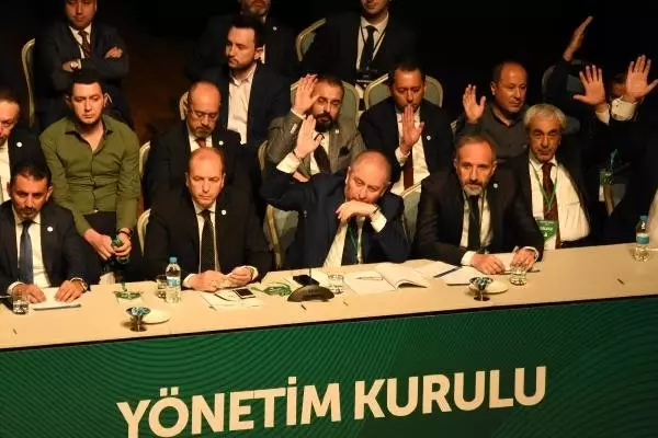 Konyaspor Başkanı Hilmi Kulluk: BeIN Sports çekilmek istiyor Konyaspor Başkanı Hilmi Kulluk: BeIN Sports çekilmek istiyor