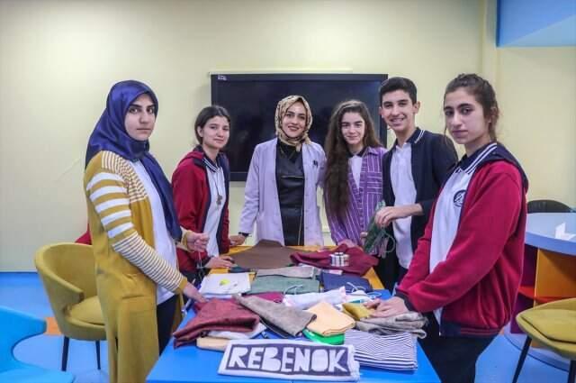 Öğrenciler lisede şirket kurup girişimci oldular