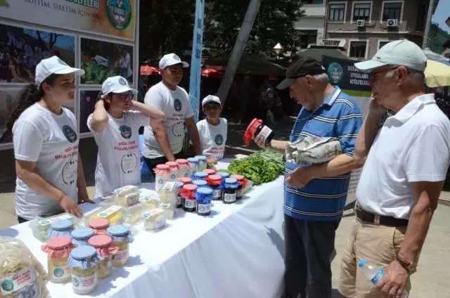 Öğrencilerin ürettiği ürünlerin geliri, heyelan bölgesine gidecek