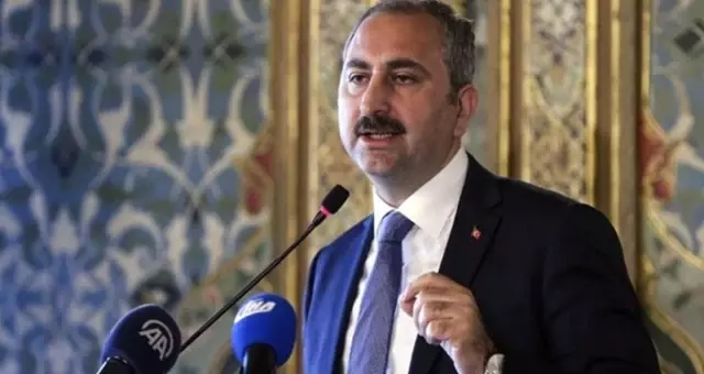 Adalet Bakanı Gül'den FETÖ elebaşının iadesi hakkında yeni açıklama Adalet Bakanı Gül'den FETÖ elebaşının iadesi hakkında yeni açıklama