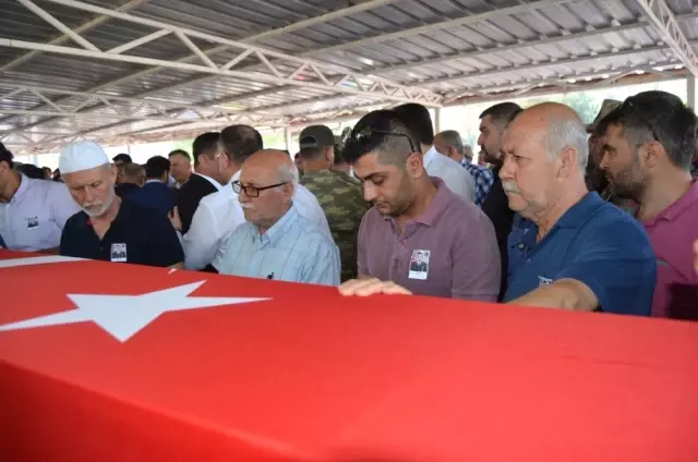 Tunceli şehitleri son yolculuğuna uğurlandı Tunceli şehitleri son yolculuğuna uğurlandı