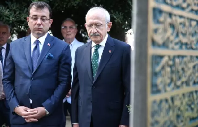 CHP'den ilk İBB başkanının kabrine ziyaret