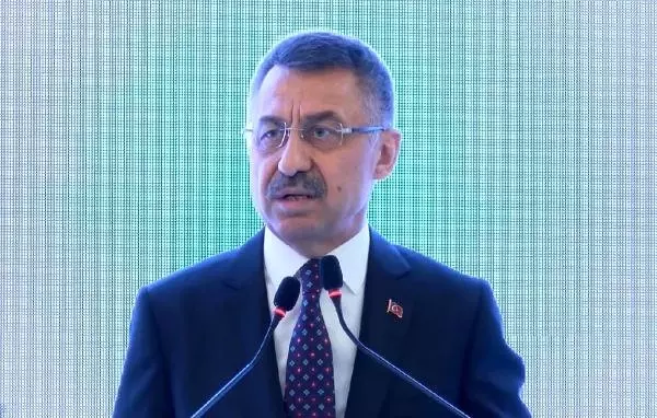 Fuat Oktay: 311 belediyenin hizmetlerine tek tıkla ulaşmak mümkün Fuat Oktay: 311 belediyenin hizmetlerine tek tıkla ulaşmak mümkün