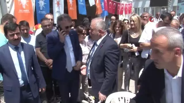 İETT VE İSKİ'den Çatalca Belediyesi'ne araç yardımı İETT VE İSKİ'den Çatalca Belediyesi'ne araç yardımı