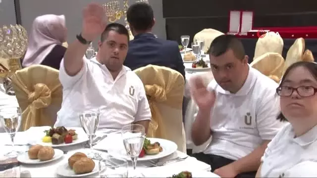 İnsanlık Ödülleri sahiplerini buldu İnsanlık Ödülleri sahiplerini buldu
