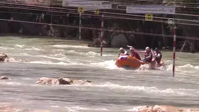 R4 Dünya Rafting Şampiyonası sona erdi - TUNCELİ R4 Dünya Rafting Şampiyonası sona erdi - TUNCELİ