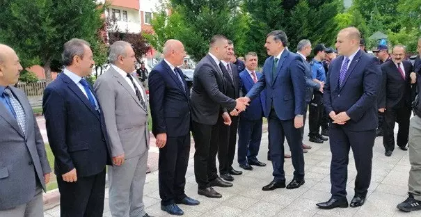 Vali Çiftçi Kargı'da incelemelerde bulundu Vali Çiftçi Kargı'da incelemelerde bulundu