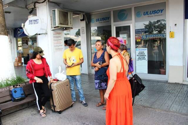 Yüzüne kezzap dökülen Berfin'in ameliyat süreci başladı