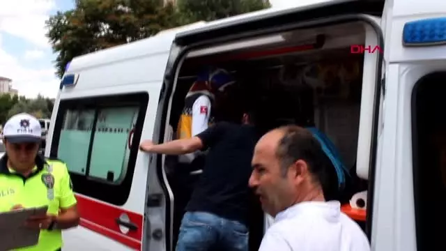 AKSARAY Karne almaya elektrikli bisikletiyle giden liseliye otomobil çarptı AKSARAY Karne almaya elektrikli bisikletiyle giden liseliye otomobil çarptı