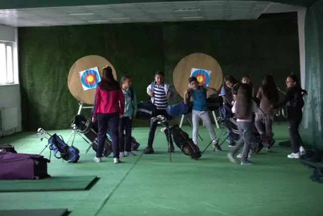 Ardahanlı minik golfçülerin başarısı Türkiye'nin dikkat çekiyor Ardahanlı minik golfçülerin başarısı Türkiye'nin dikkat çekiyor