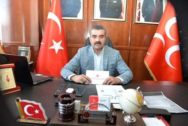 Avşar'dan öğrencilere mesaj Avşar'dan öğrencilere mesaj
