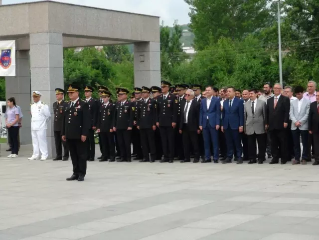 Bartın'da Jandarma teşkilatının 180'inci kuruluş yılı kutlandı Bartın'da Jandarma teşkilatının 180'inci kuruluş yılı kutlandı