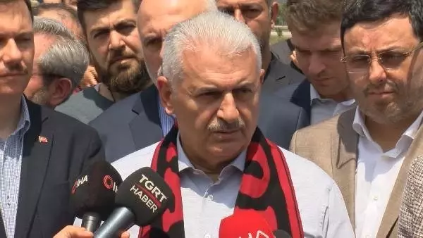 Binali Yıldırım'dan spor kıyafet sorusuna yanıt: Üşendim