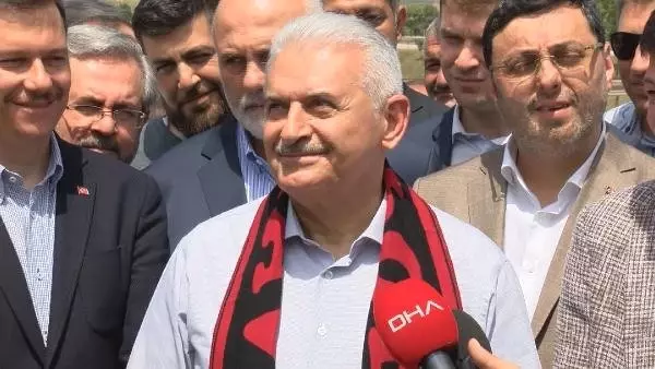 Binali Yıldırım'dan spor kıyafet sorusuna yanıt: Üşendim