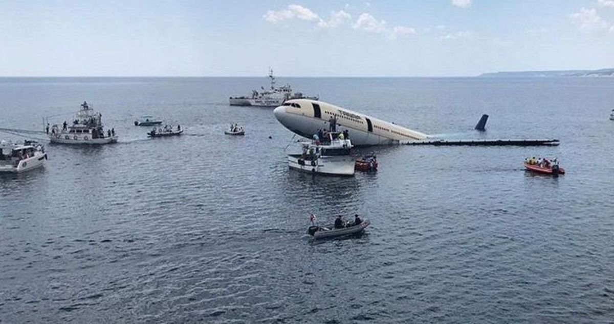 Dev yolcu uçağı Saros'da batırıldı