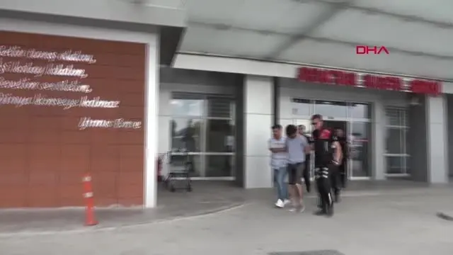 ESKİŞEHİR Cezaevi firarisi 7 şehirde 54 suçtan aranıyordu, Eskişehir'de yakalandı ESKİŞEHİR Cezaevi firarisi 7 şehirde 54 suçtan aranıyordu, Eskişehir'de yakalandı