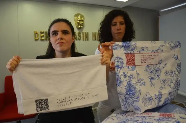 Görme engelliler için karekod ve Braille alfabeli tekstil ürünü ürettiler Görme engelliler için karekod ve Braille alfabeli tekstil ürünü ürettiler