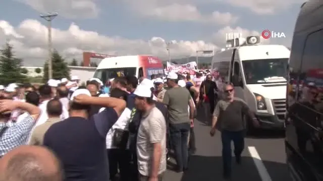 Hak - İş'in başlattığı Emek ve Adalet Yürüyüşü dördüncü gününde Hak - İş'in başlattığı Emek ve Adalet Yürüyüşü dördüncü gününde
