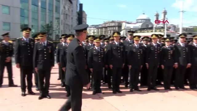 İSTANBUL- TAKSİM'DE JANDARMA'NIN 180'İNCİ YIL KUTLAMASI İSTANBUL- TAKSİM'DE JANDARMA'NIN 180'İNCİ YIL KUTLAMASI