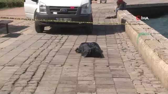 İzmir'de denizden ceset çıktı İzmir'de denizden ceset çıktı