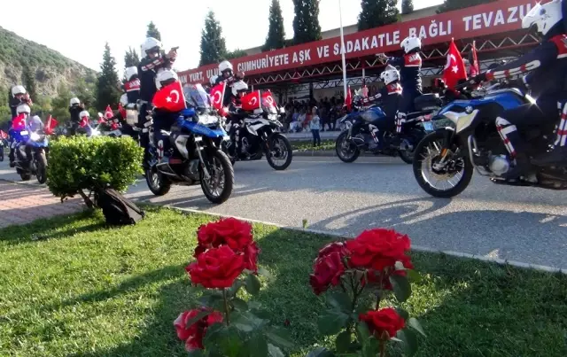 Jandarmadan renkli 180'inci kuruluş yılı kutlaması