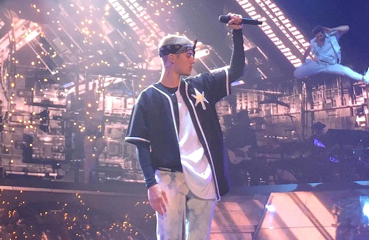 Justin Bieber Kafes Dövüşünden 'U' Dönüşü Yaptı!