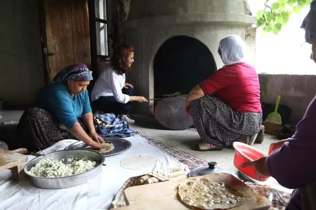 Kırsal Mahalle Buluşmalarının üçüncüsü Darısekisi'nde yapıldı Kırsal Mahalle Buluşmalarının üçüncüsü Darısekisi'nde yapıldı