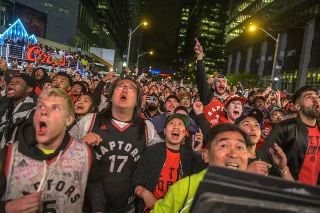 NBA'de şampiyon Toronto Raptors NBA'de şampiyon Toronto Raptors