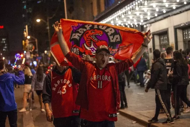 NBA'de şampiyon Toronto Raptors NBA'de şampiyon Toronto Raptors