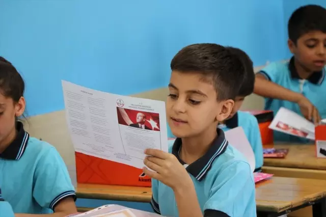 Okullarda karne heyecanı Okullarda karne heyecanı