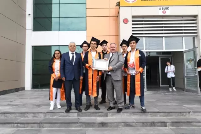 Özel Kayseri OSB Teknik Koleji Mezuniyet Töreni Özel Kayseri OSB Teknik Koleji Mezuniyet Töreni