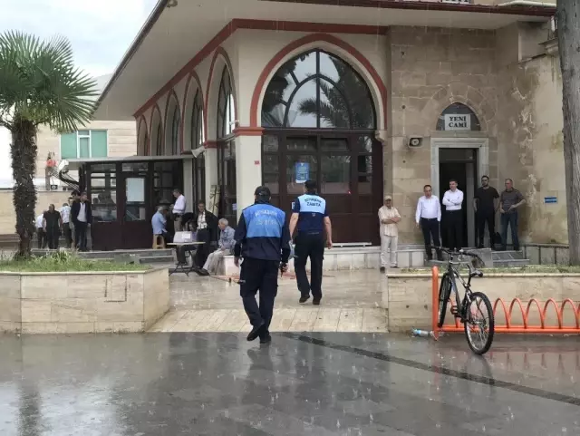 Polis ve Zabıta ekipleri dilencilere geçit vermeyecek Polis ve Zabıta ekipleri dilencilere geçit vermeyecek