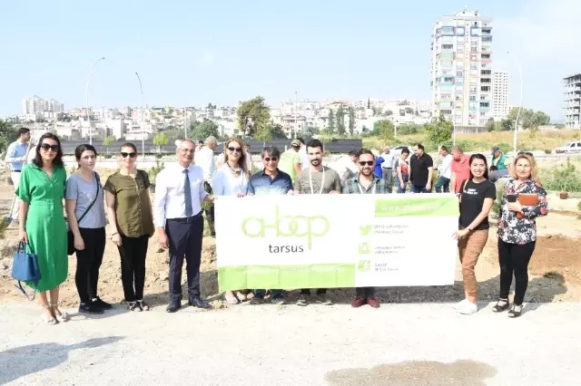Tarsus'ta 151. yılda Türkan Saylan anısına 151 fidan dikildi Tarsus'ta 151. yılda Türkan Saylan anısına 151 fidan dikildi