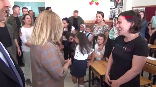 Uşak'ta karne heyecanı Uşak'ta karne heyecanı