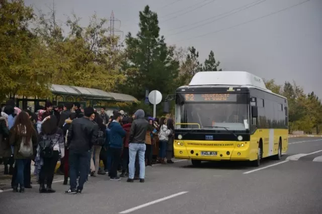 YKS'de ter dökecek öğrencilere ücretsiz ulaşım YKS'de ter dökecek öğrencilere ücretsiz ulaşım