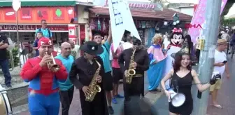 Bülent Ersoy: ANTALYA Uluslararası Turizm ve Sanat Festivali temsili Yörük göçüyle başladı Bülent Ersoy: ANTALYA Uluslararası Turizm ve Sanat Festivali temsili Yörük göçüyle başladı