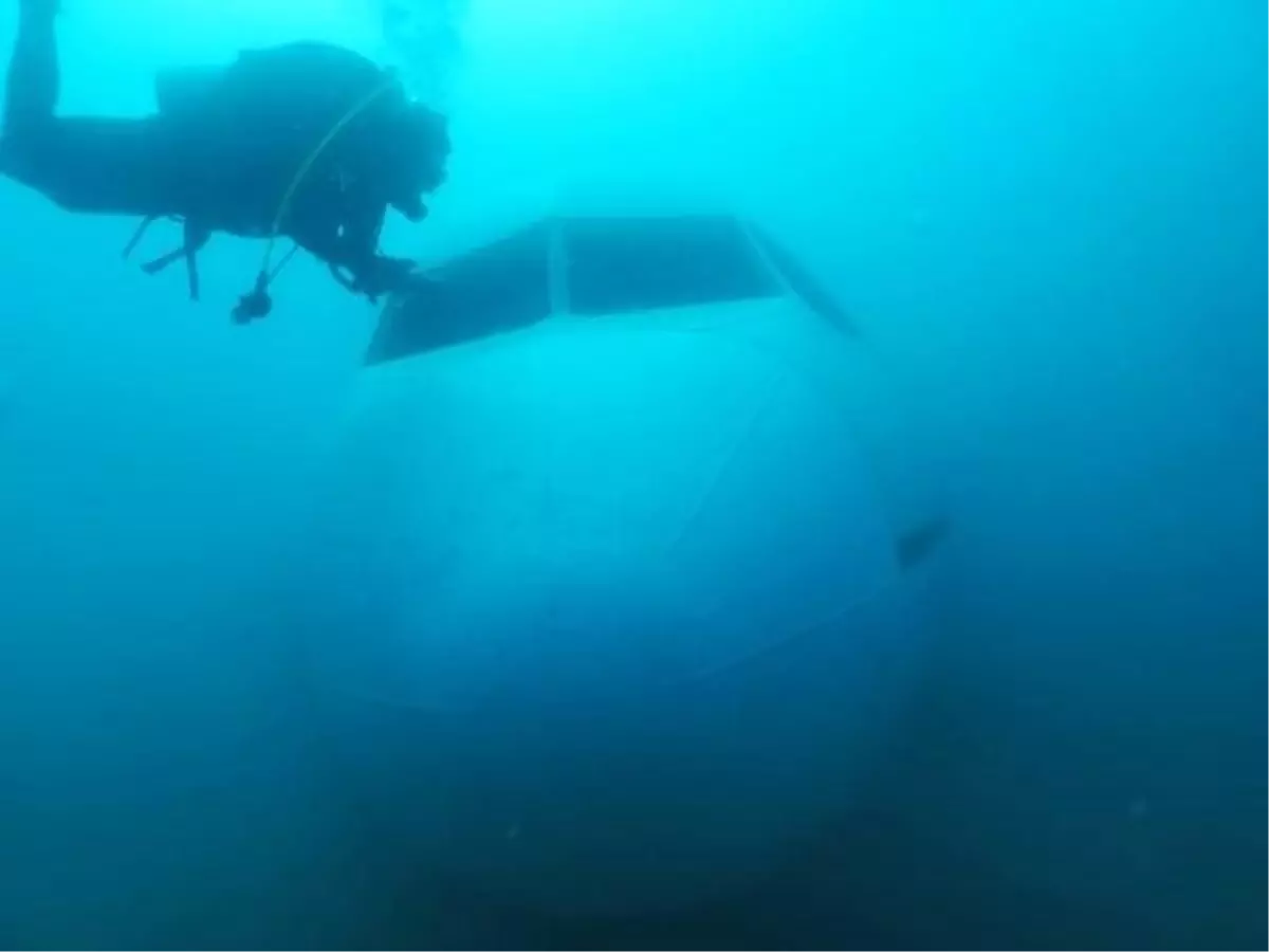 Saros'a batırılan uçağa ilk dalış yapıldı