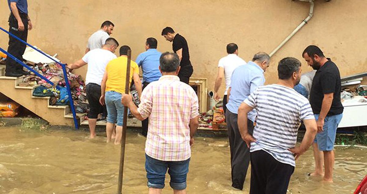 Kocaeli'de sel felaketi! 1 kişi hayatını kaybetti