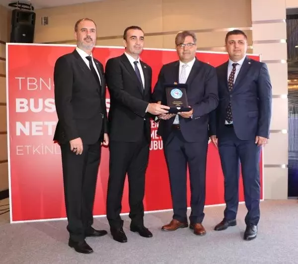 TÜGİAD üyeleri düzenlenen etkinlikte bir araya geldi TÜGİAD üyeleri düzenlenen etkinlikte bir araya geldi