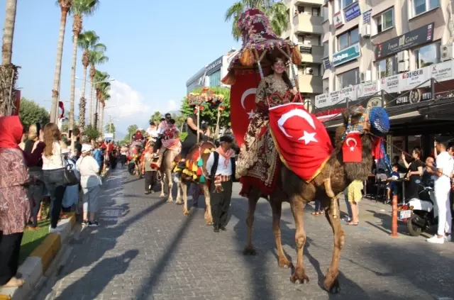 Turizm ve Sanat Festivali, Yörük göçü ve kortejle başladı Turizm ve Sanat Festivali, Yörük göçü ve kortejle başladı