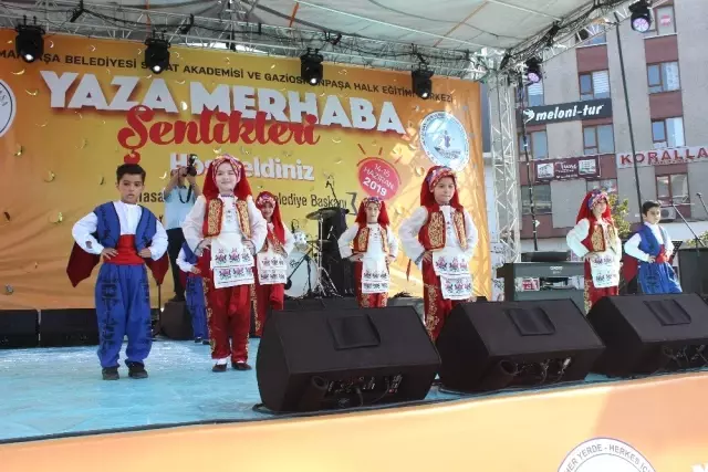 Yaza Merhaba Şenliği'nde gençler yeteneklerini sergiledi Yaza Merhaba Şenliği'nde gençler yeteneklerini sergiledi