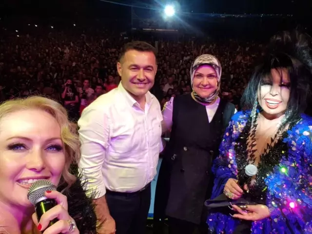 Alanya'da Bülent Ersoy rüzgarı Alanya'da Bülent Ersoy rüzgarı