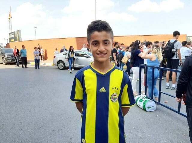 Fener Ol kampanyasına destek olan Civan altyapı seçmelerine katıldı
