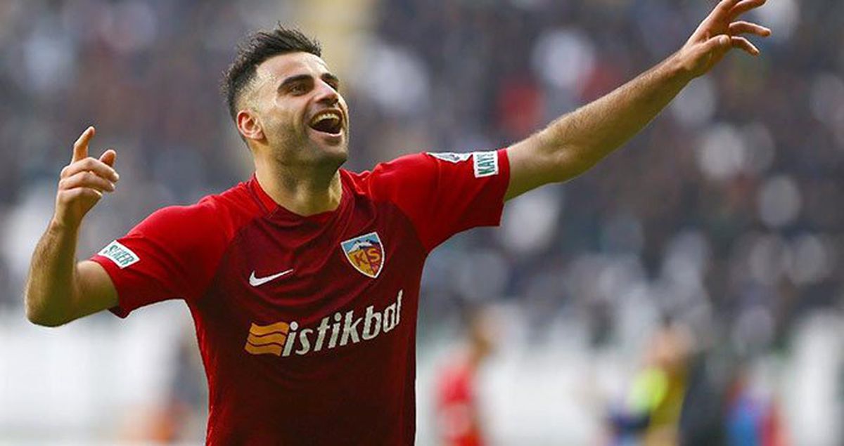 Fenerbahçe, Deniz Türüç için resmi teklifini yaptı!