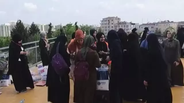 Karamollaoğlu, İstanbul'un fethinin 566. yıl dönümü etkinliklerine katıldı Karamollaoğlu, İstanbul'un fethinin 566. yıl dönümü etkinliklerine katıldı