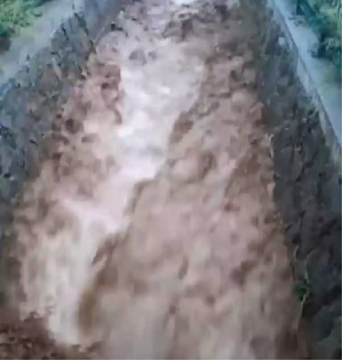 Kırıkkale'de sağanak taşkına neden oldu