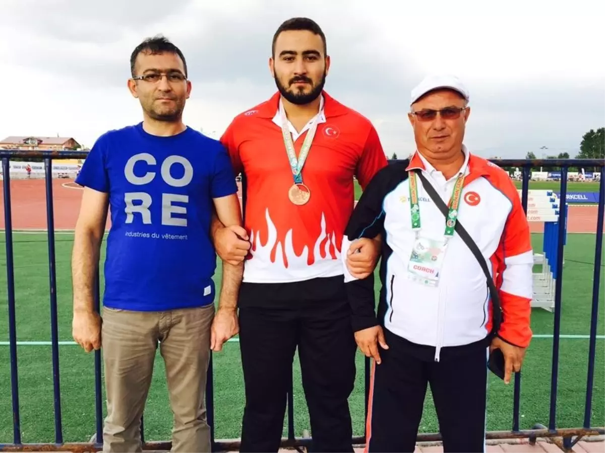 Milli diskci barajı geçti ay yıldızlı formayla Avrupa'da yarışacak