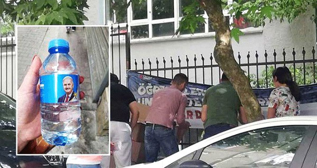 YKS'ye giren öğrencilere 'Binali Yıldırım seti' dağıtıldı